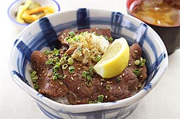 仙台名物 牛タン丼<