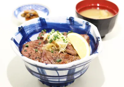 写真：仙台名物牛タン丼